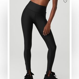 Alo Yoga Airlift High-Waist Elongated Legging - Black size small